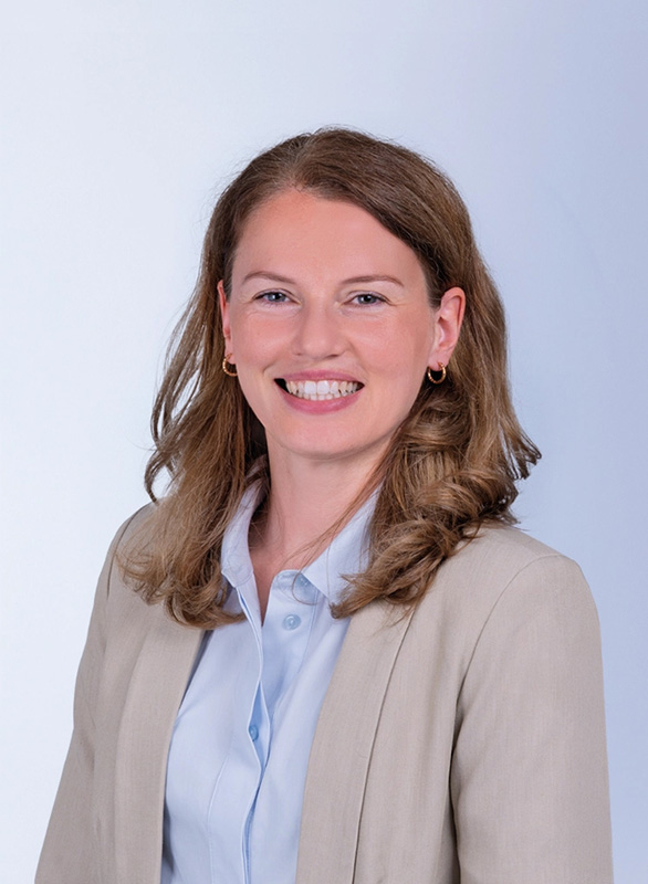 Frau Nadja Martel