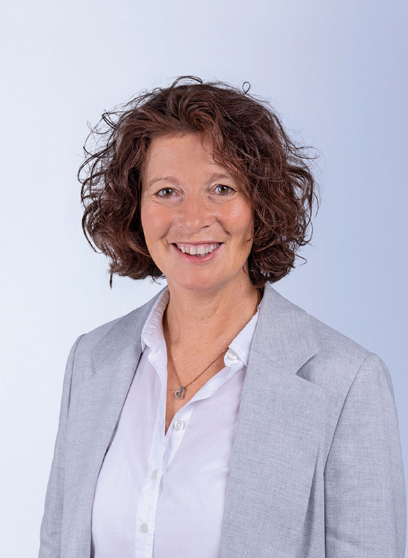 Frau Susanne Specht